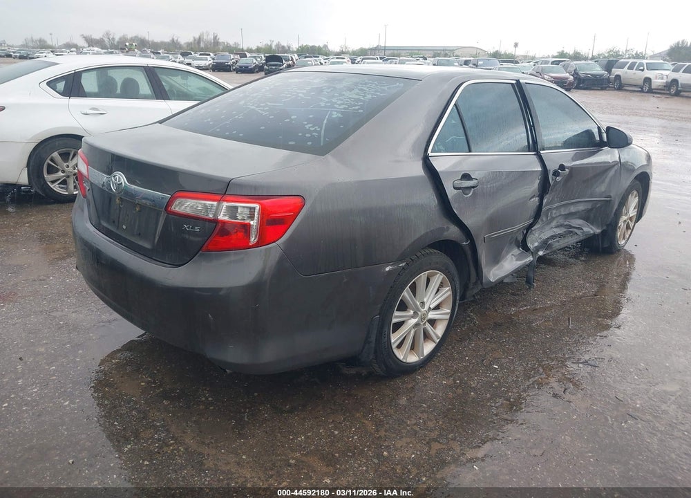 2013 TOYOTA CAMRY XLE VIN: 4T4BF1FK1DR329778
