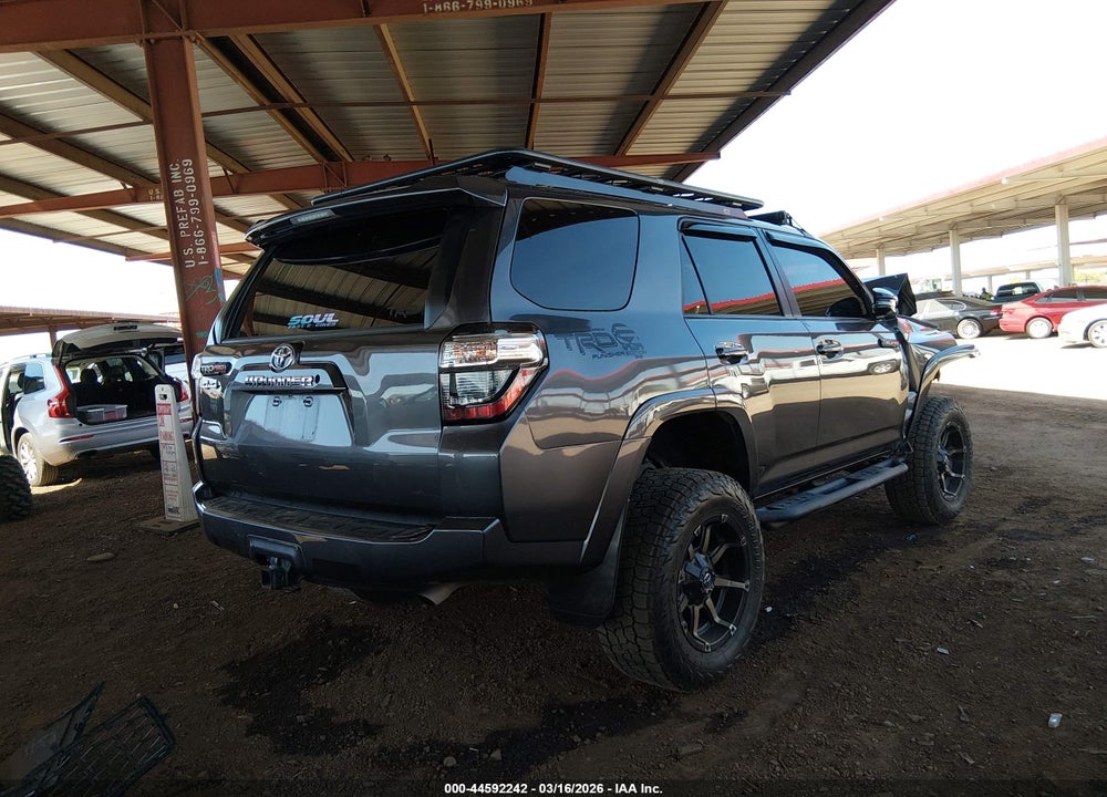 2018 TOYOTA 4RUNNER SR5 PREMIUM VIN: JTEBU5JR4J5539938