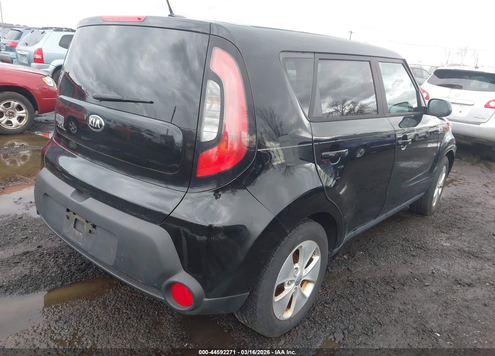 2015 KIA SOUL VIN: KNDJN2A2XF7143717