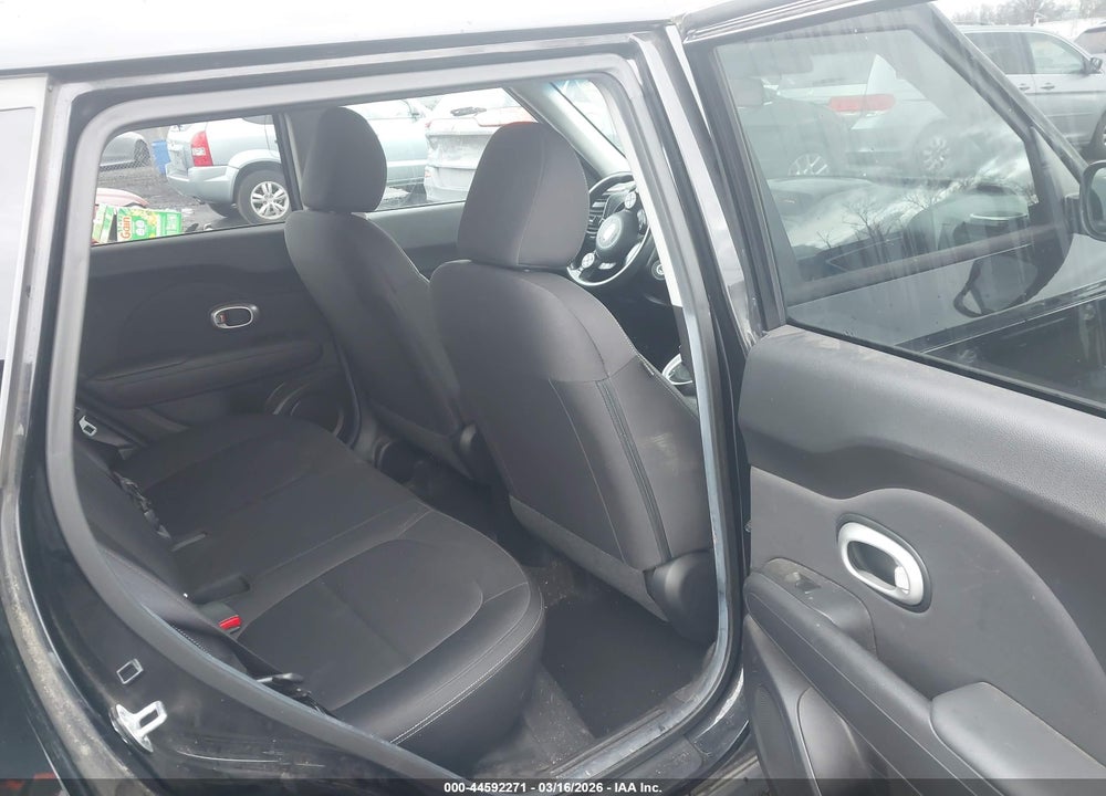 2015 KIA SOUL VIN: KNDJN2A2XF7143717