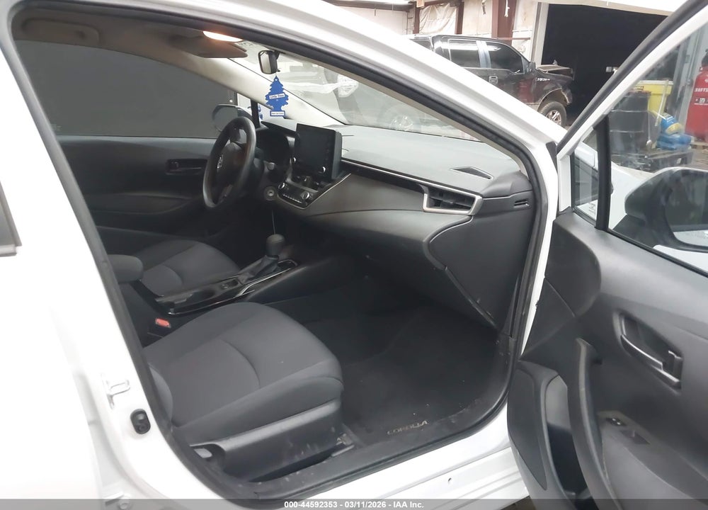 2022 TOYOTA COROLLA LE VIN: 5YFEPMAE5NP298982