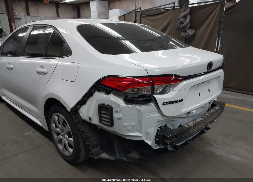 2022 TOYOTA COROLLA LE VIN: 5YFEPMAE5NP298982