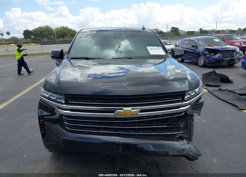 2021 CHEVROLET SUBURBAN 4WD LT VIN: 1GNSKCKD3MR364636