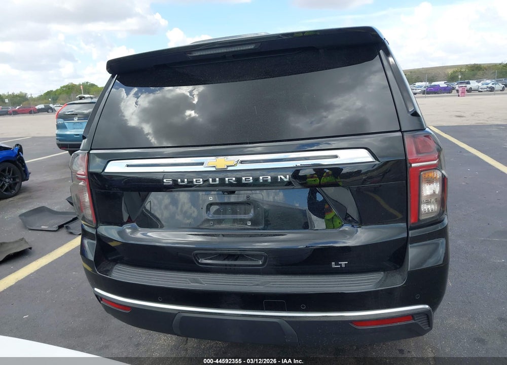 2021 CHEVROLET SUBURBAN 4WD LT VIN: 1GNSKCKD3MR364636