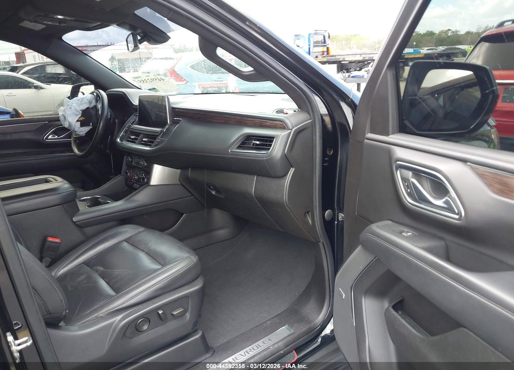 2021 CHEVROLET SUBURBAN 4WD LT VIN: 1GNSKCKD3MR364636