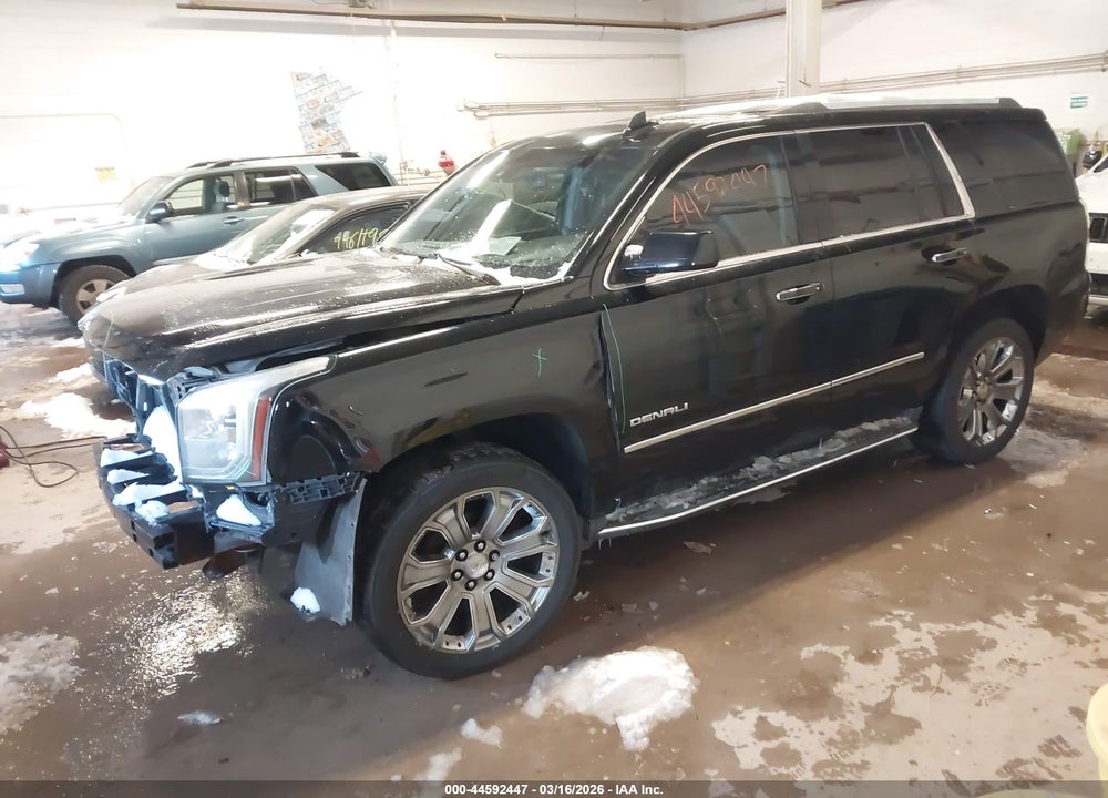 2015 GMC YUKON DENALI VIN: 1GKS2CKJ8FR503097