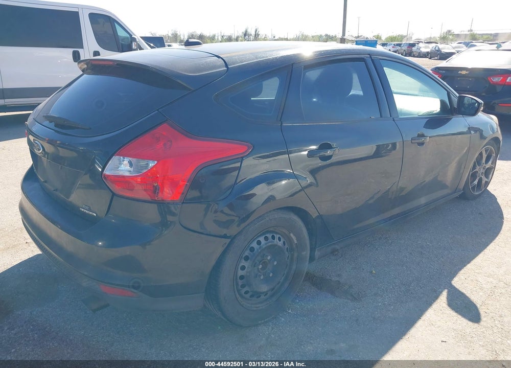 2013 FORD FOCUS SE VIN: 1FADP3K23DL279645