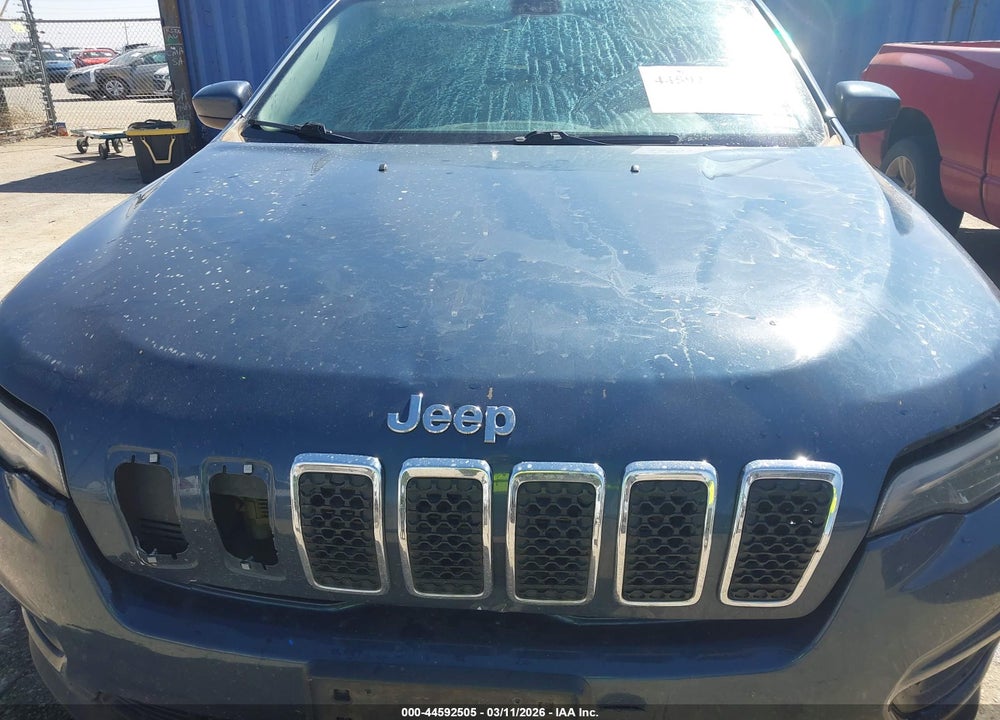 2019 JEEP CHEROKEE LATITUDE FWD VIN: 1C4PJLCB2KD388046
