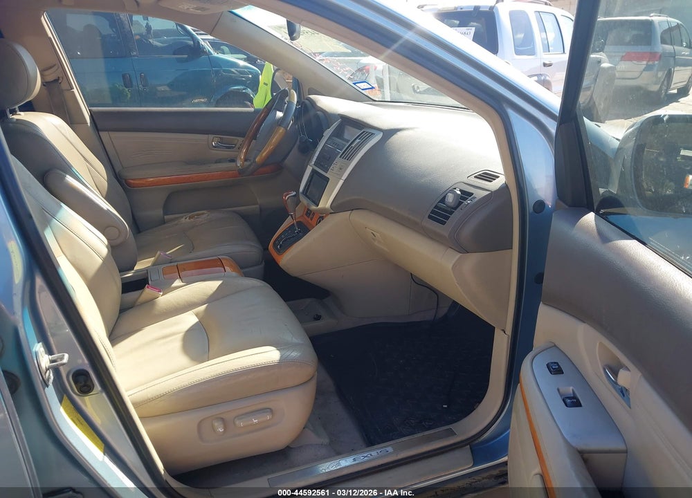 2005 LEXUS RX 330 VIN: 2T2GA31U55C033597