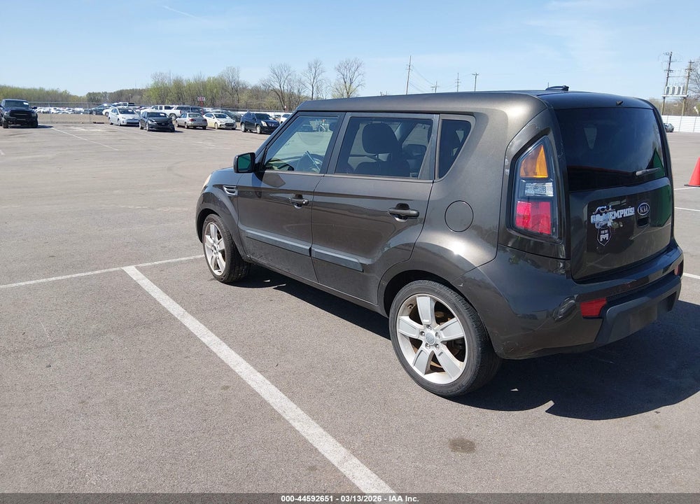 2011 KIA SOUL ! VIN: KNDJT2A20B7195745