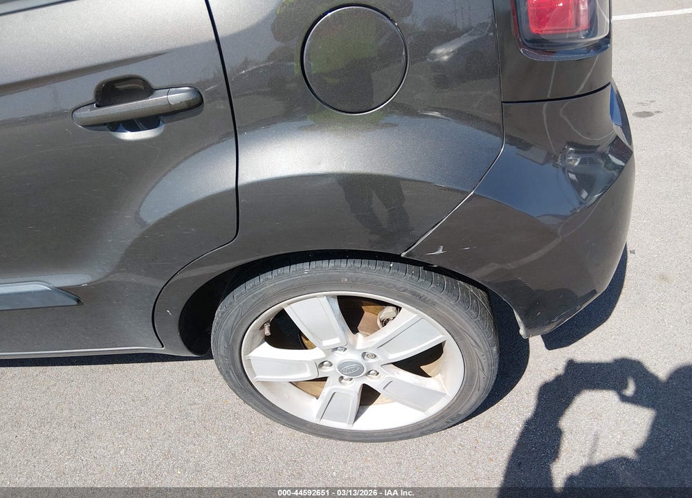 2011 KIA SOUL ! VIN: KNDJT2A20B7195745