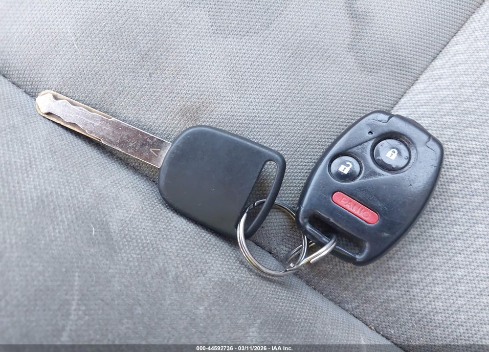 2011 HONDA INSIGHT VIN: JHMZE2H32BS003362