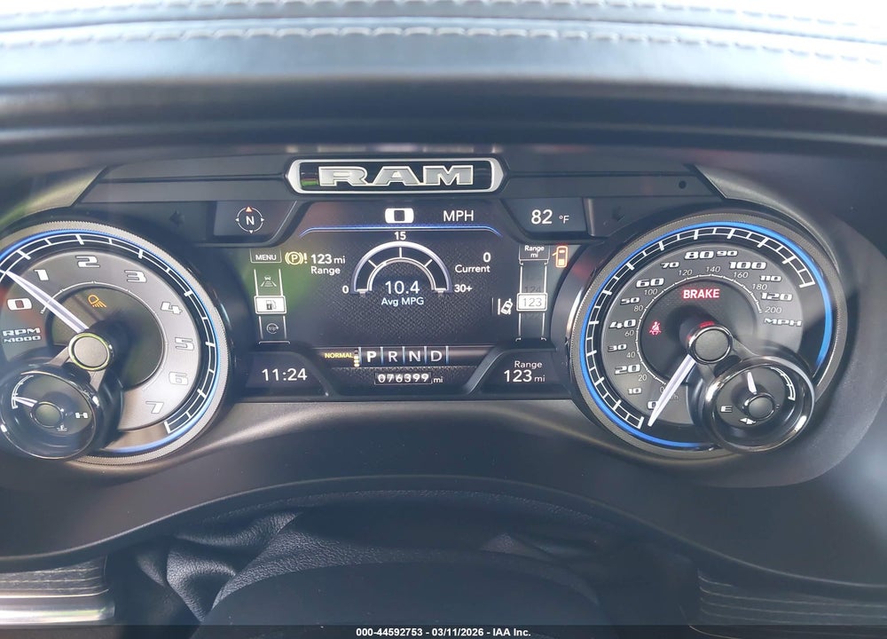 2019 RAM 1500 LIMITED  4X4 5'7 BOX VIN: 1C6SRFHT9KN871394