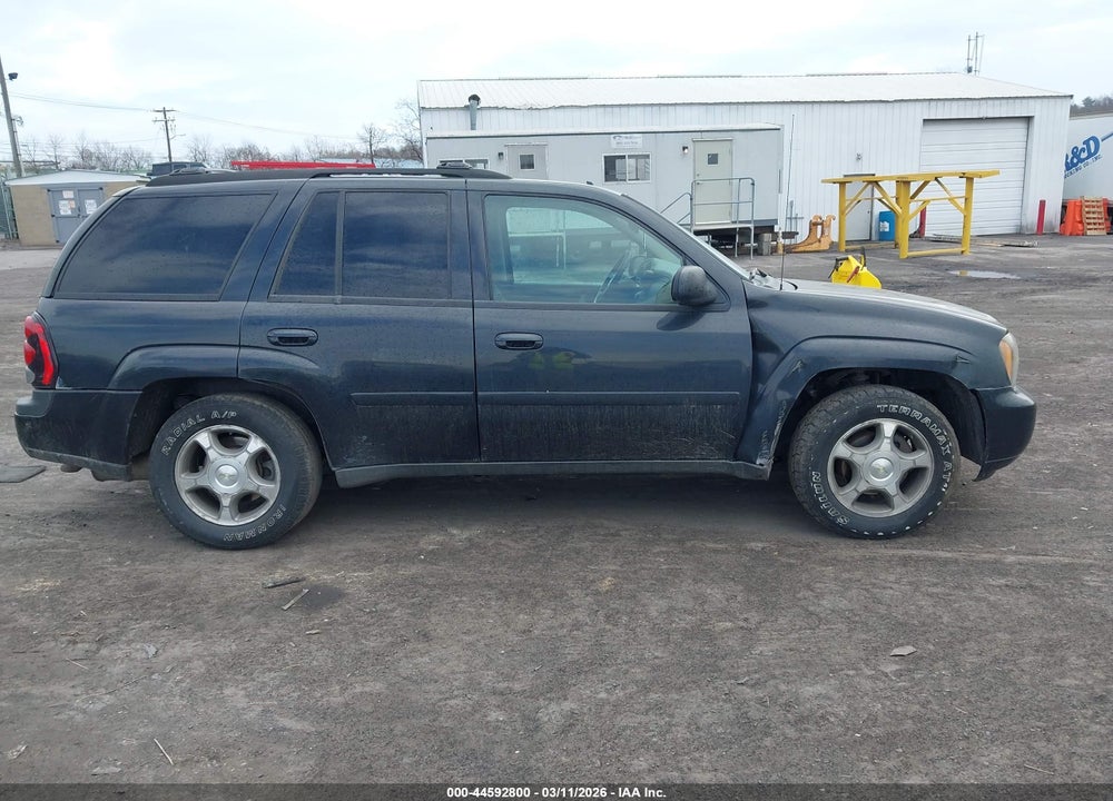 2008 CHEVROLET TRAILBLAZER LT VIN: 1GNDT13SX82224315