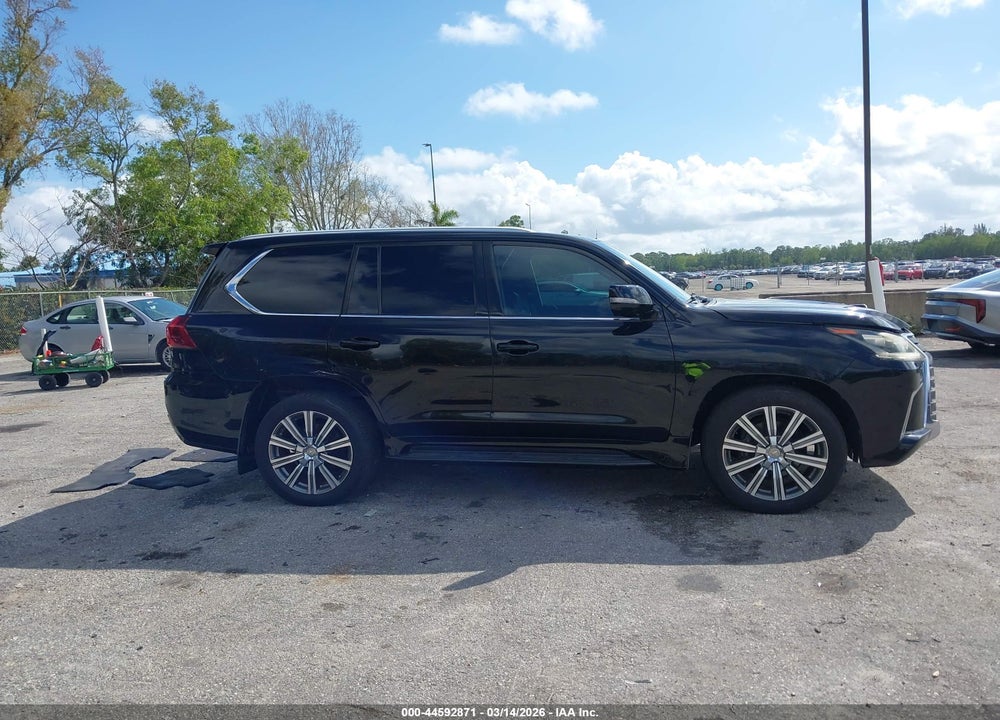 2016 LEXUS LX 570 VIN: JTJHY7AX3G4216991