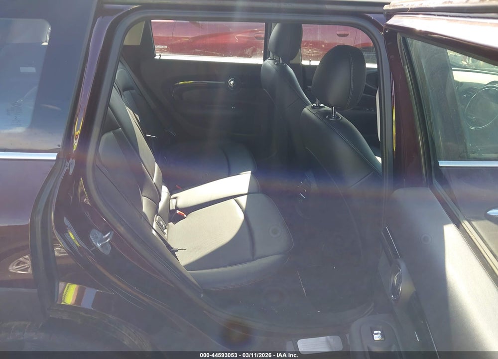 2016 MINI CLUBMAN COOPER VIN: WMWLN5C58G2E31428