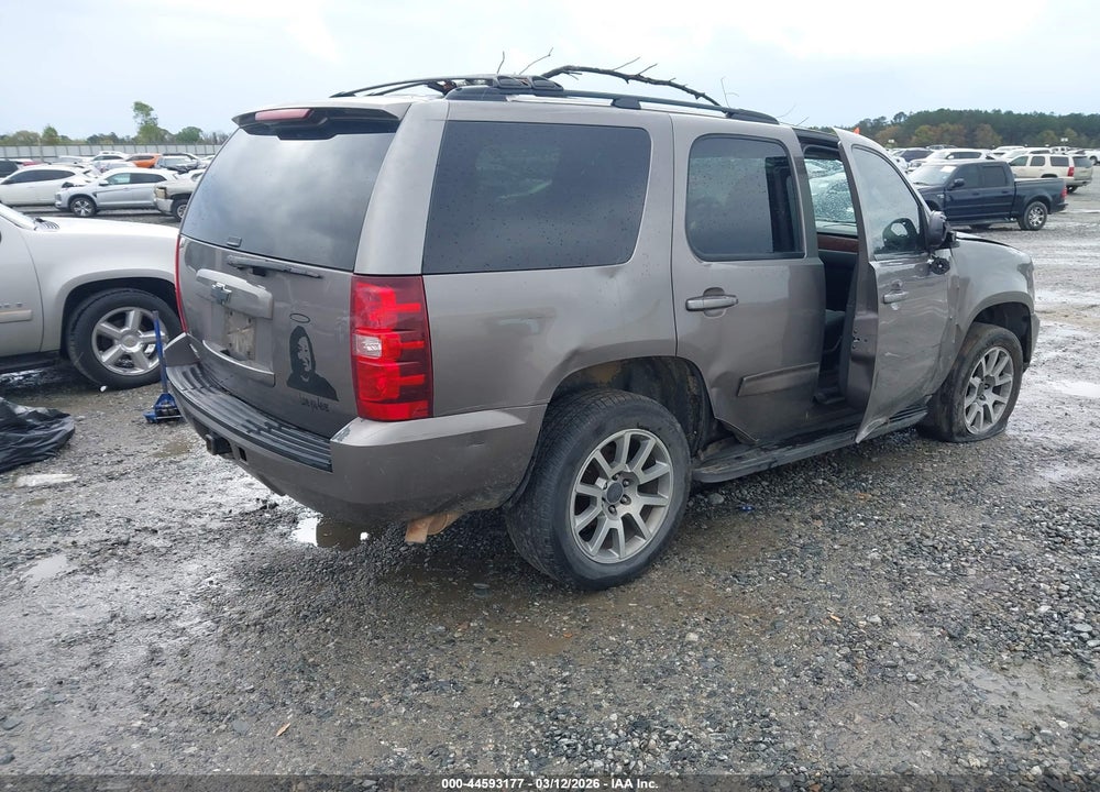 2011 CHEVROLET TAHOE LS VIN: 1GNSCAE05BR143742