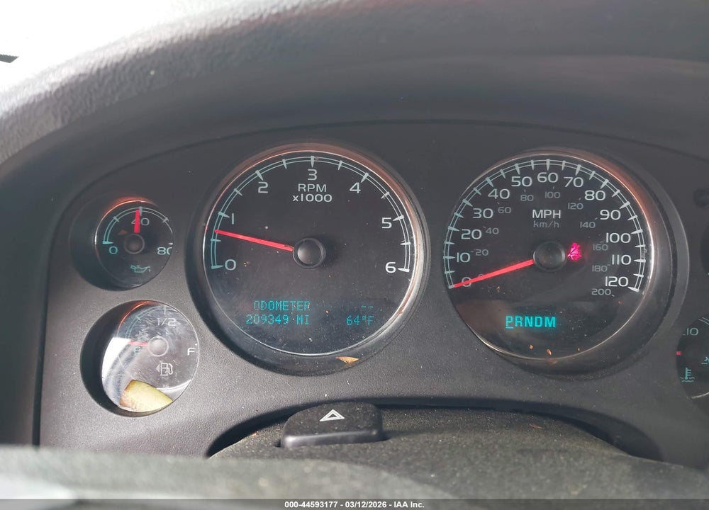 2011 CHEVROLET TAHOE LS VIN: 1GNSCAE05BR143742