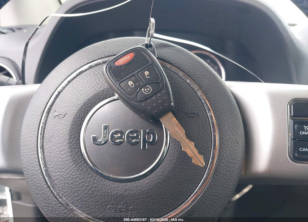 2017 JEEP COMPASS HIGH ALTITUDE FWD VIN: 1C4NJCEB7HD186266