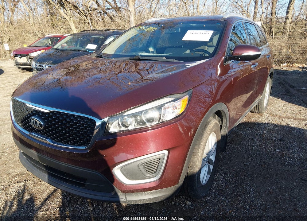 2016 KIA SORENTO 2.4L LX VIN: 5XYPG4A33GG134838