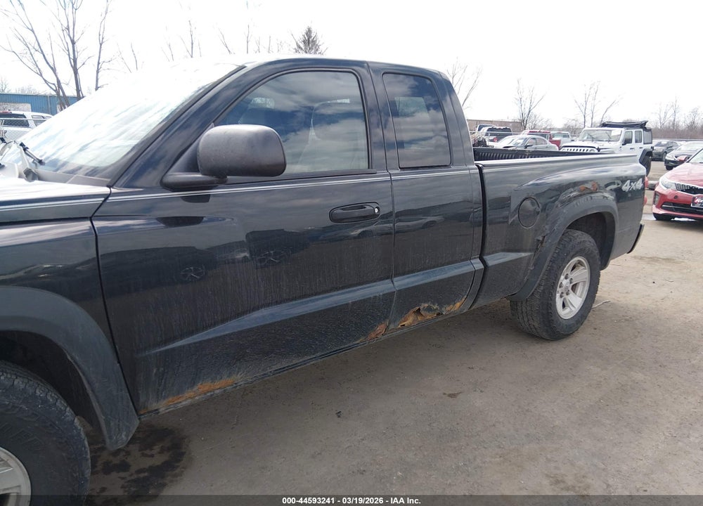 2008 DODGE DAKOTA SLT VIN: 1D7HW42K28S560843
