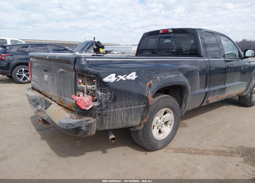 2008 DODGE DAKOTA SLT VIN: 1D7HW42K28S560843