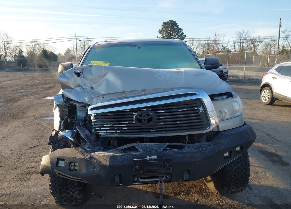 2010 TOYOTA TUNDRA LIMITED 5.7L V8 VIN: 5TFHW5F14AX130936