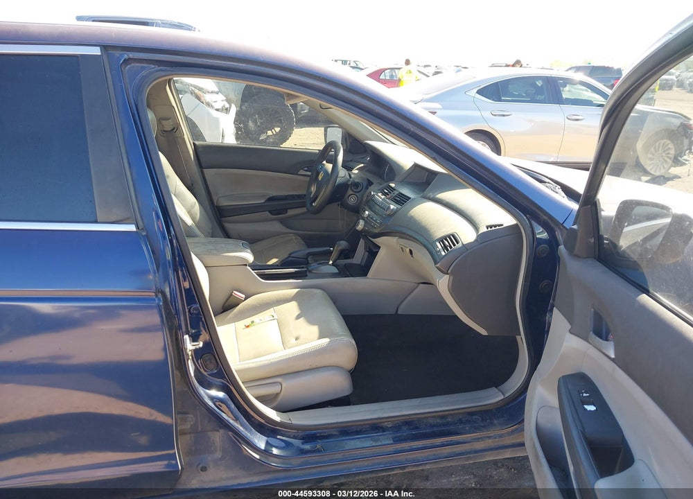 2009 HONDA ACCORD 2.4 LX VIN: 1HGCP26399A103982
