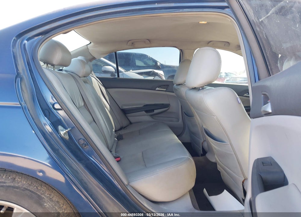 2009 HONDA ACCORD 2.4 LX VIN: 1HGCP26399A103982
