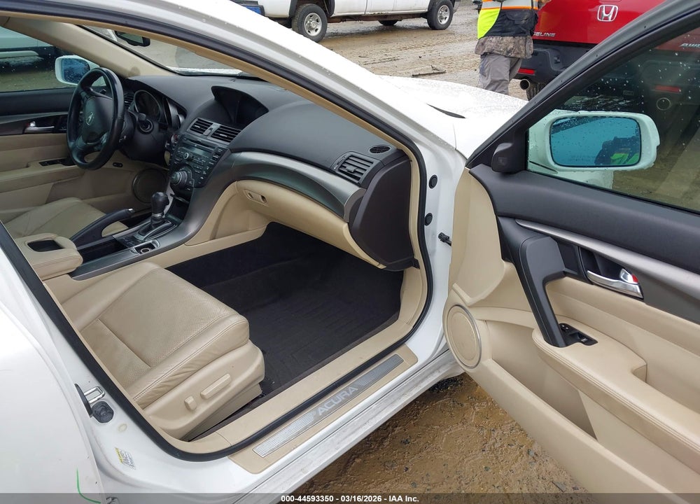 2013 ACURA TL 3.5 VIN: 19UUA8F74DA000862