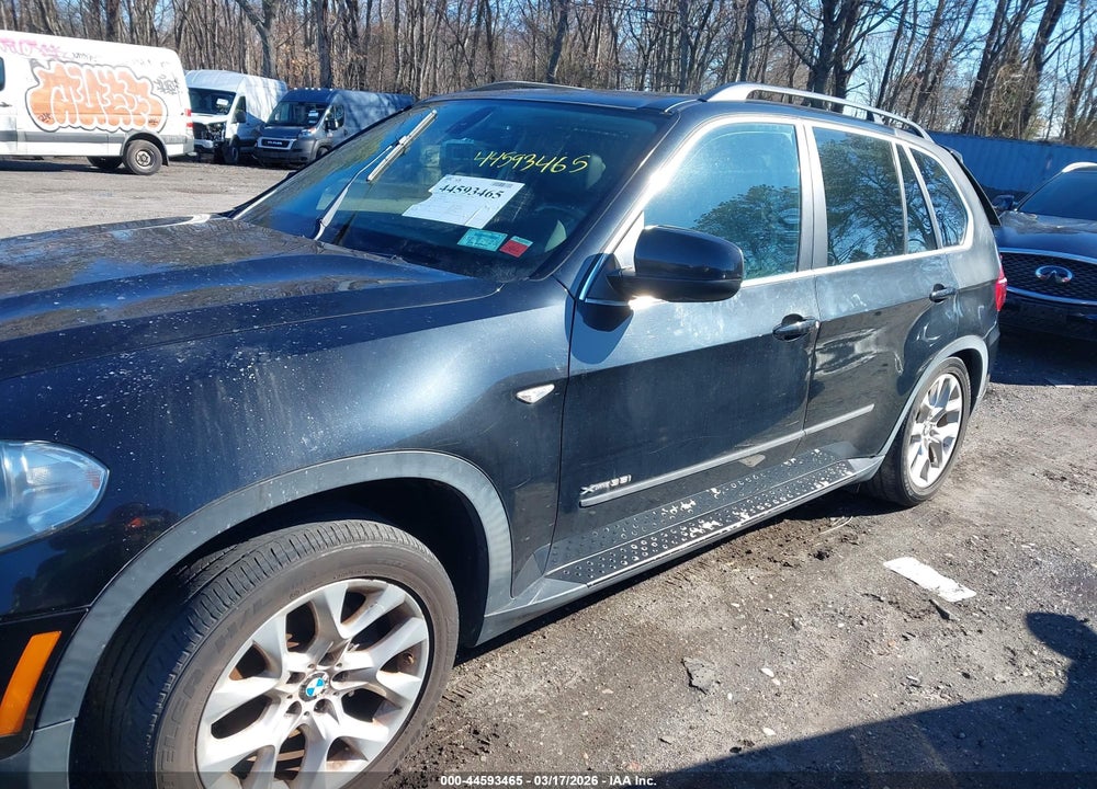 2013 BMW X5 XDRIVE35I/XDRIVE35I PREMIUM/XDRIVE35I SPORT ACTIVITY VIN: 5UXZV4C56D0B16818