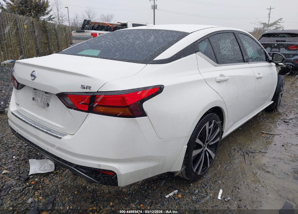 2022 NISSAN ALTIMA SR FWD VIN: 1N4BL4CV0NN389155
