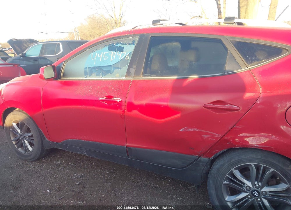 2015 HYUNDAI TUCSON SE VIN: KM8JUCAG2FU044004
