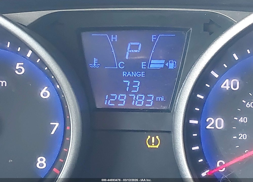 2015 HYUNDAI TUCSON SE VIN: KM8JUCAG2FU044004
