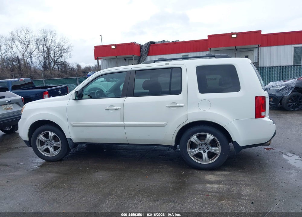 2013 HONDA PILOT EX-L VIN: 5FNYF3H71DB026036