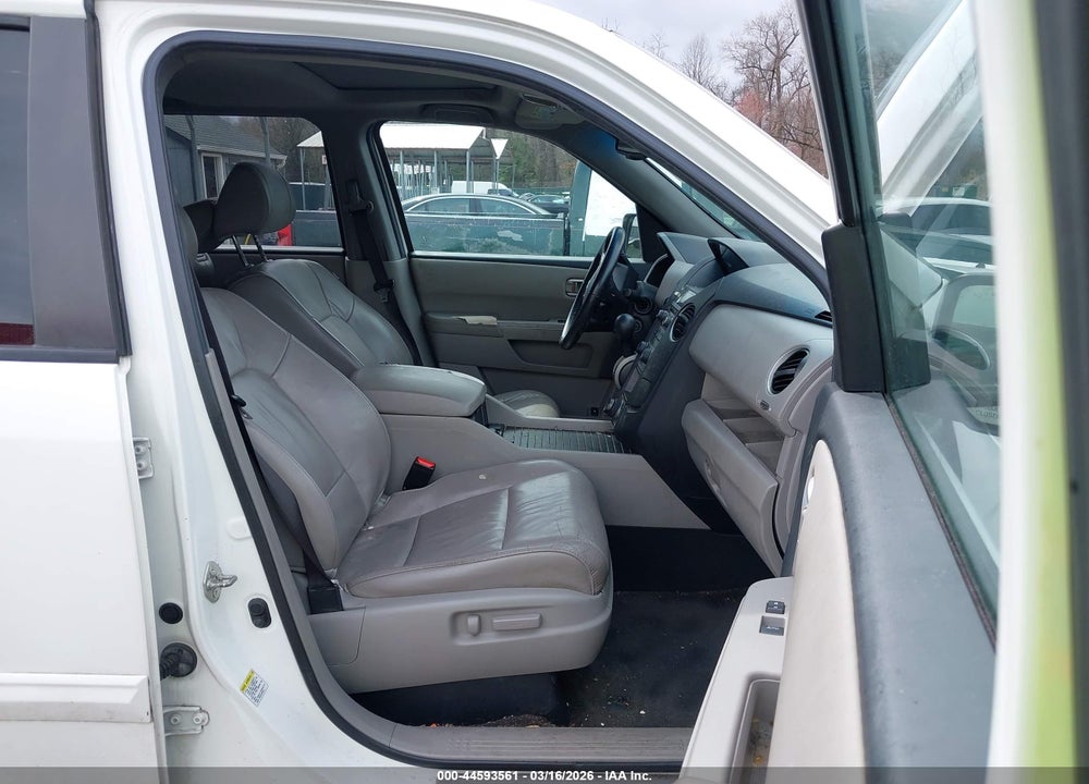 2013 HONDA PILOT EX-L VIN: 5FNYF3H71DB026036