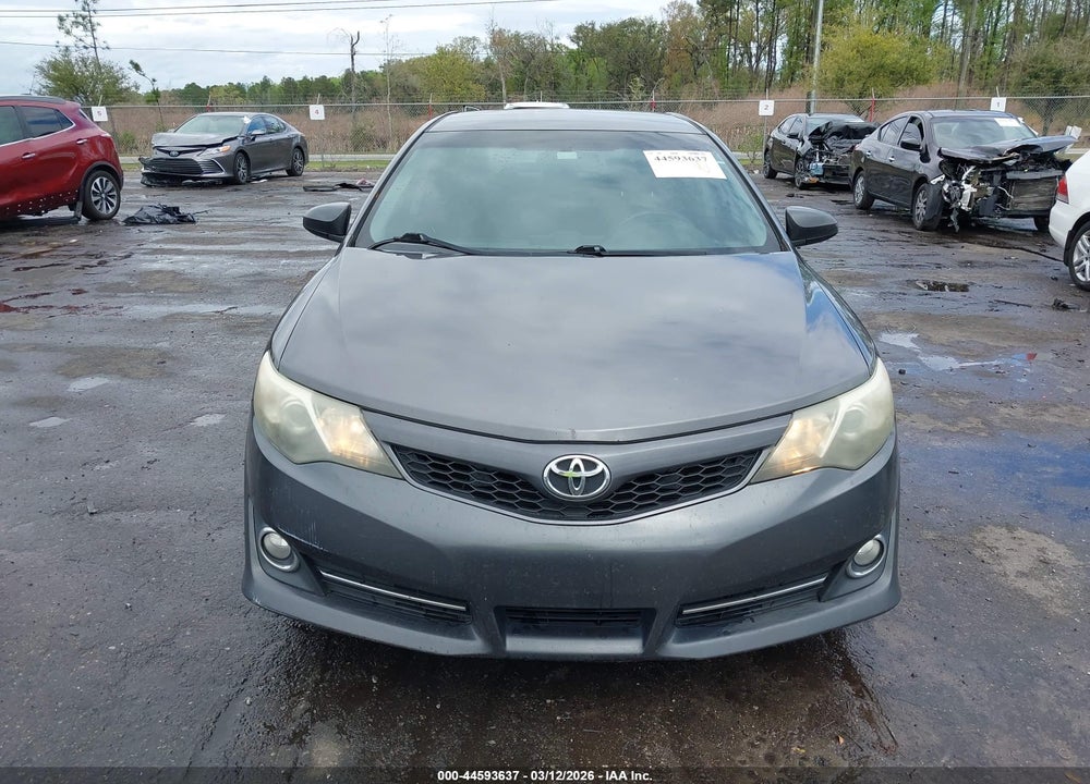 2014 TOYOTA CAMRY SE VIN: 4T1BF1FK1EU321773