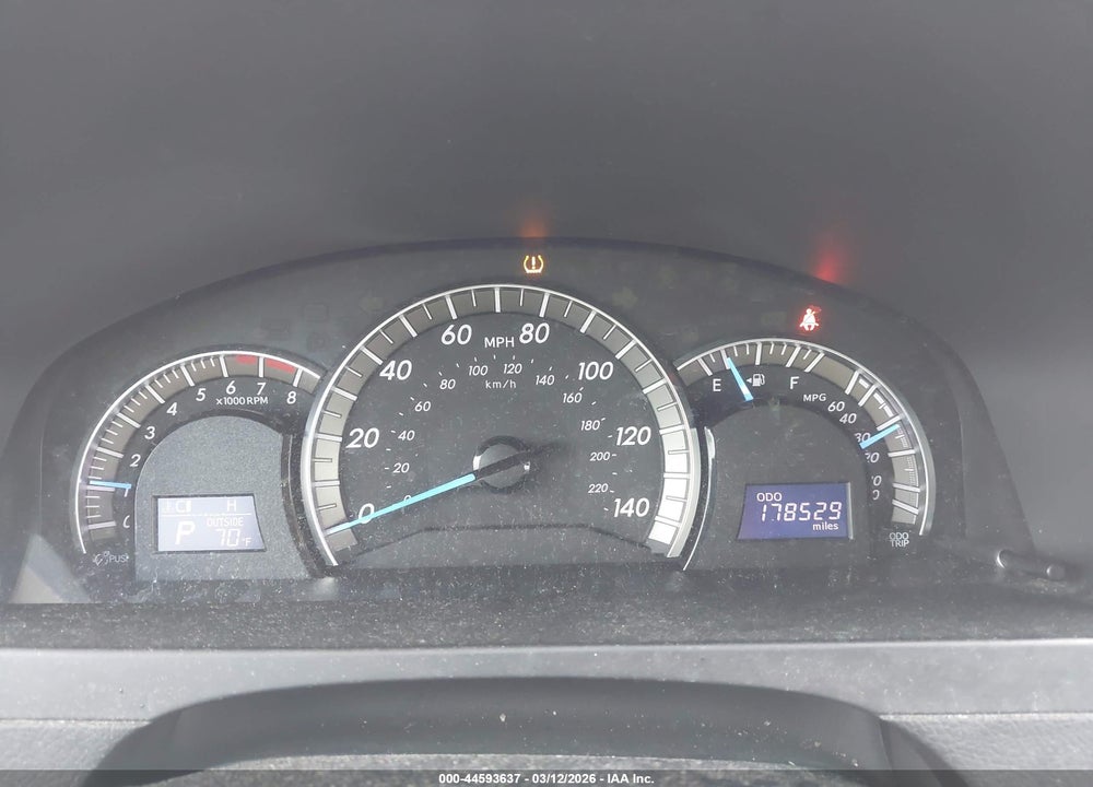 2014 TOYOTA CAMRY SE VIN: 4T1BF1FK1EU321773