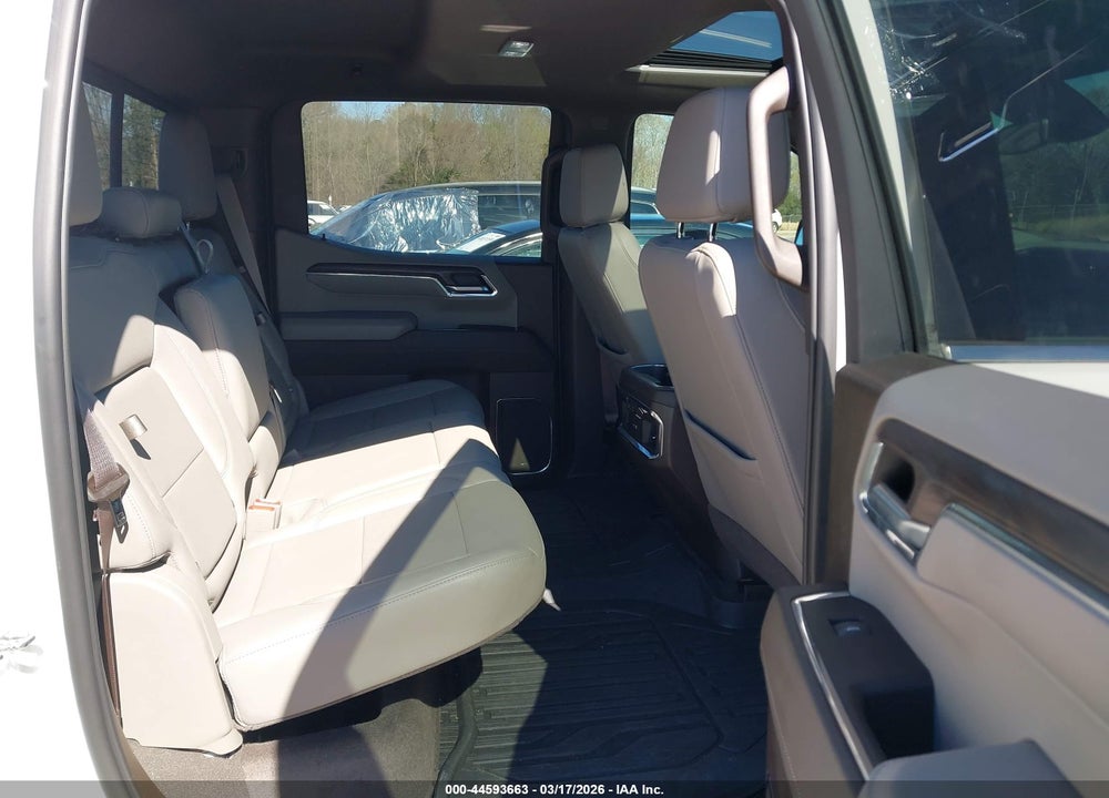 2024 GMC SIERRA 1500 4WD  SHORT BOX SLT VIN: 3GTUUDED1RG175309