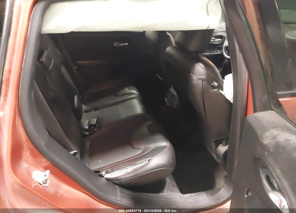 2015 JEEP CHEROKEE TRAILHAWK VIN: 1C4PJMBS2FW609856