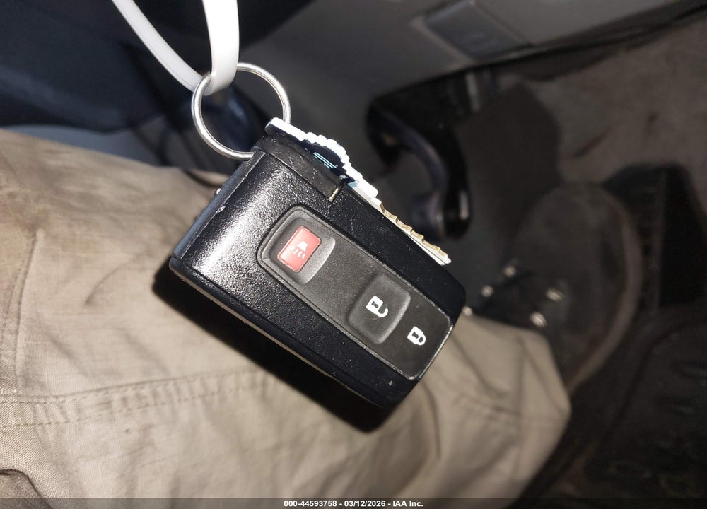2007 TOYOTA PRIUS VIN: JTDKB20UX77685661