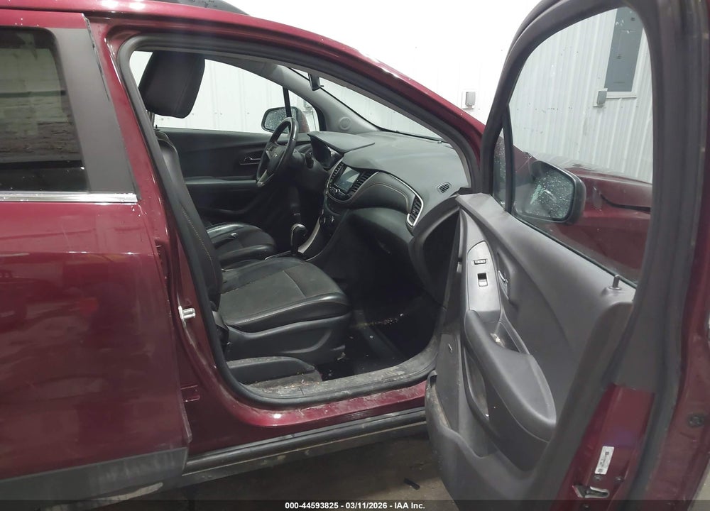 2017 CHEVROLET TRAX LT VIN: 3GNCJPSBXHL176996