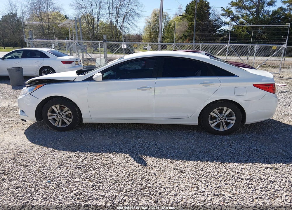 2013 HYUNDAI SONATA GLS VIN: 5NPEB4ACXDH671698