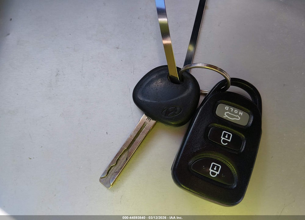 2013 HYUNDAI SONATA GLS VIN: 5NPEB4ACXDH671698