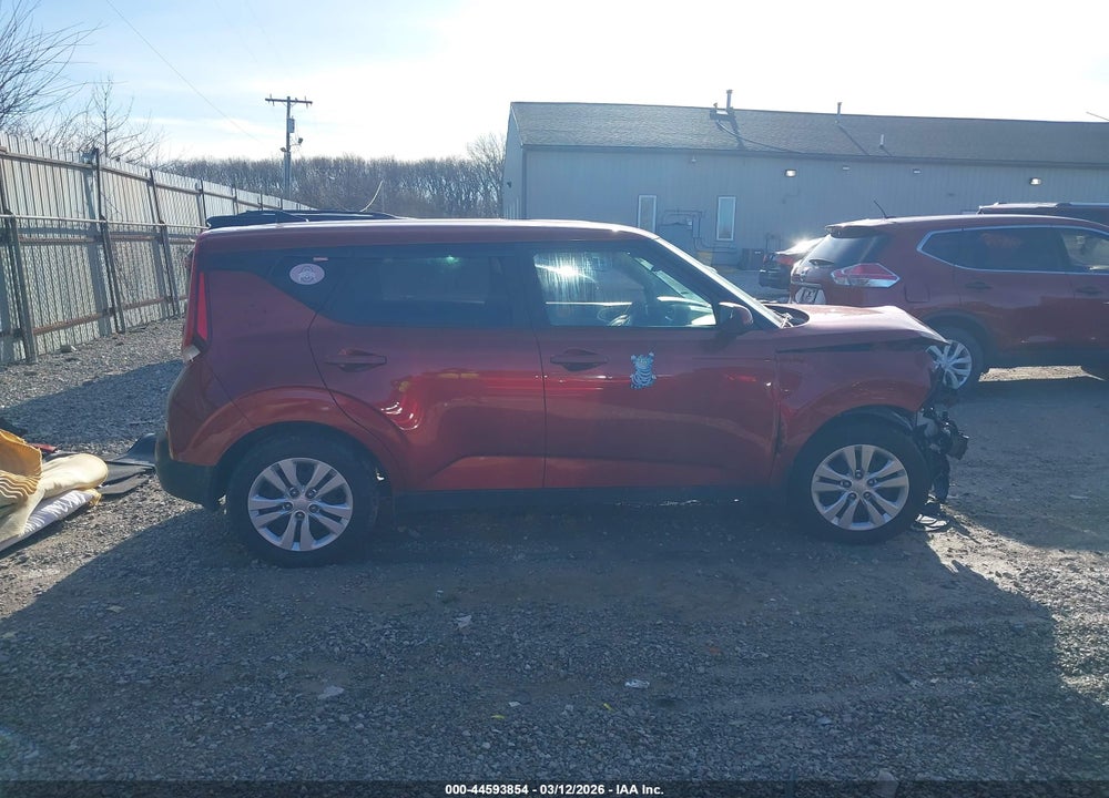 2020 KIA SOUL LX VIN: KNDJ23AU8L7080189