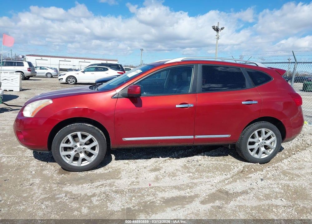 2013 NISSAN ROGUE SV W/SL PKG VIN: JN8AS5MV1DW100620