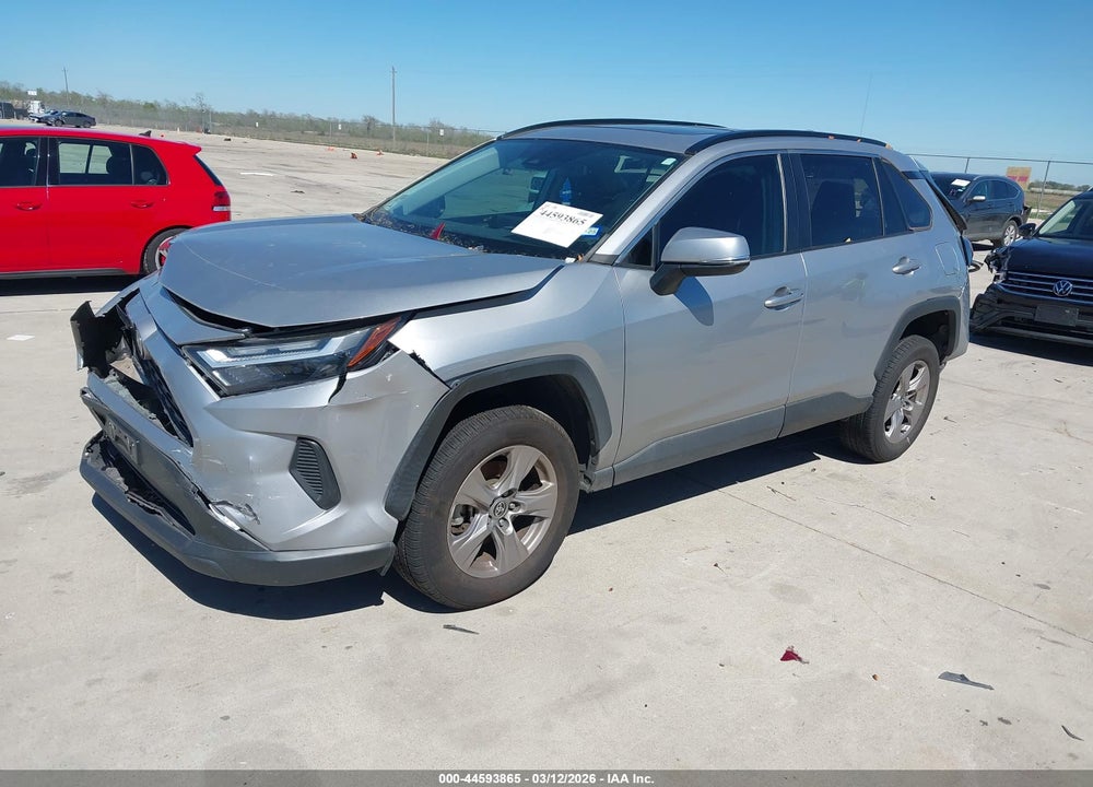 2022 TOYOTA RAV4 XLE VIN: 2T3W1RFVXNC198167