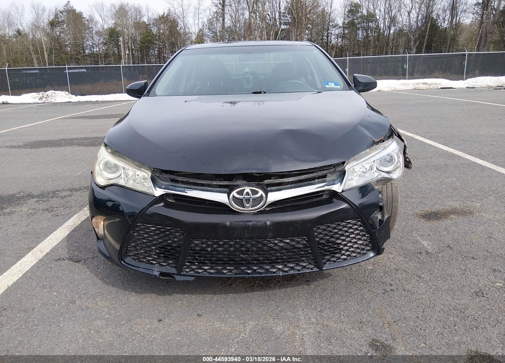 2015 TOYOTA CAMRY SE VIN: 4T1BF1FK1FU076605