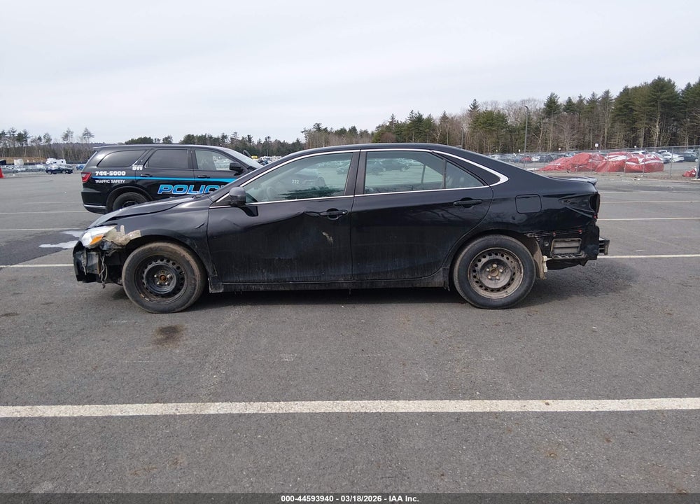 2015 TOYOTA CAMRY SE VIN: 4T1BF1FK1FU076605
