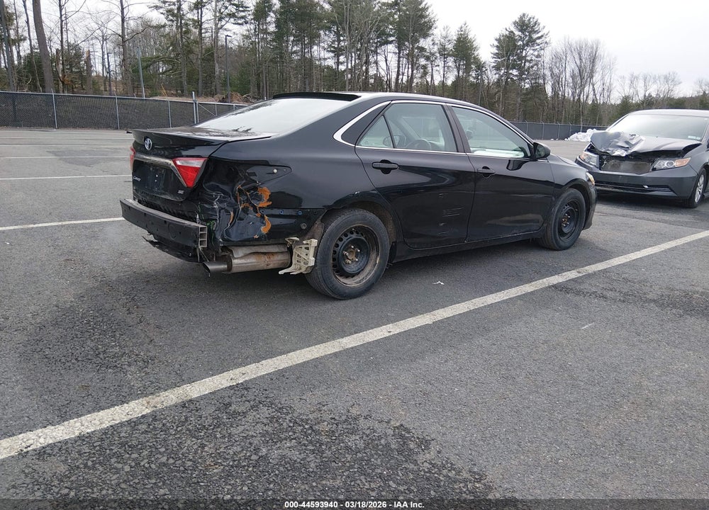 2015 TOYOTA CAMRY SE VIN: 4T1BF1FK1FU076605